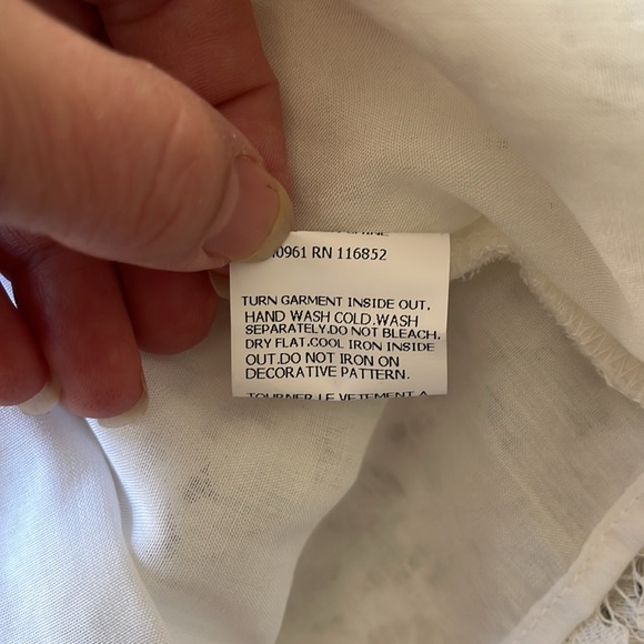 NWT Beta's Choice White Lace Short Ruffle Sleeve Lined Top Size Medium - Picture 10 of 11